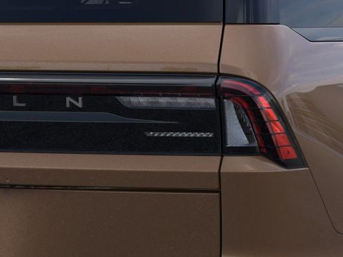 New 2026 Lincoln Navigator Black Label AWD/4WD image 21