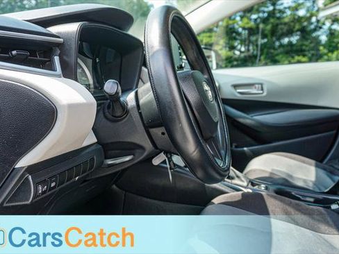 Used 2020 Toyota Corolla LE FWD image 19