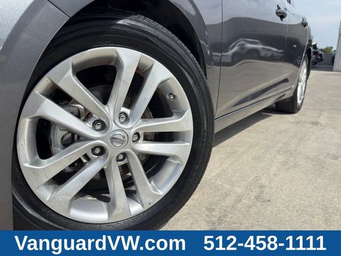 Used 2024 Nissan Sentra S FWD image 4