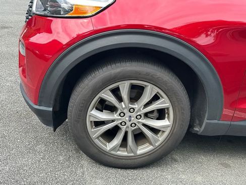 Used 2022 Ford Explorer XLT w/ Equipment Group 202A RWD image 4