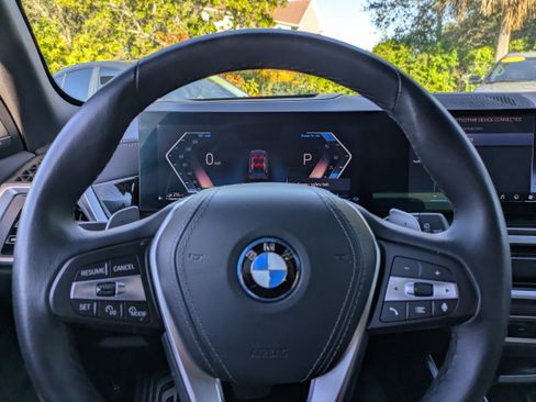 Used 2025 BMW X5 xDrive50e image 28