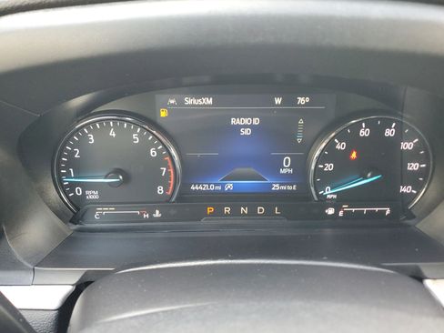 Used 2023 Ford Explorer XLT image 34