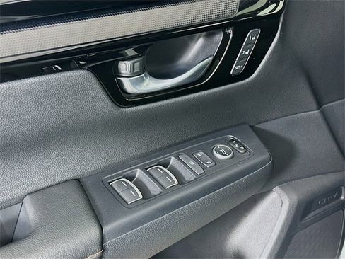 Certified 2025 Honda CR-V Sport Touring image 21