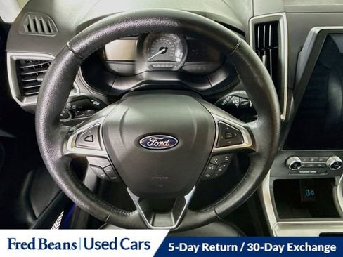 Used 2024 Ford Edge SEL AWD/4WD image 17