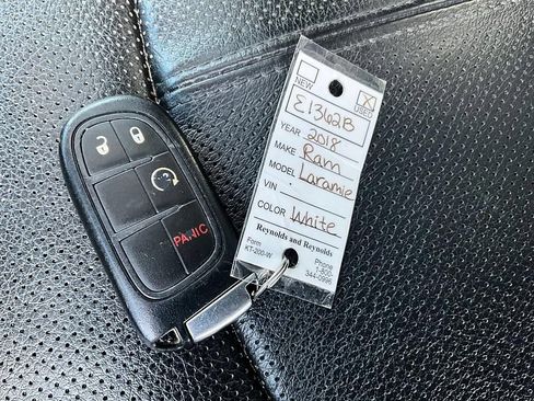 Used 2018 RAM 1500 Laramie w/ Convenience Group AWD/4WD image 41