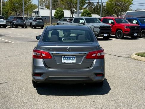 Used 2017 Nissan Sentra S FWD image 6