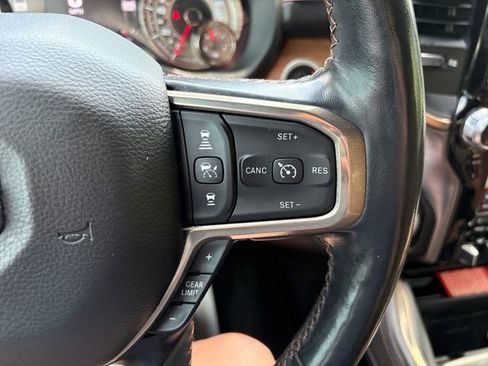 Used 2021 RAM 1500 Limited AWD/4WD image 12