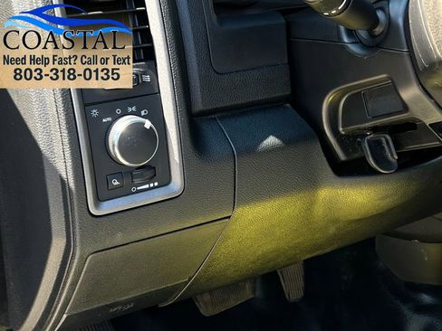 Used 2023 RAM 1500 Tradesman w/ Chrome Appearance Group RWD image 9