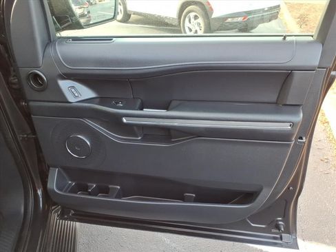 Used 2024 Ford Expedition Max XLT RWD image 18