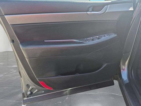 Used 2024 Hyundai Palisade SEL FWD image 14