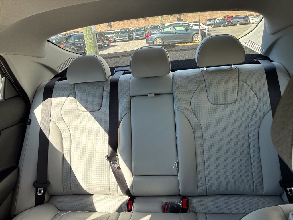 New 2026 Hyundai Elantra SEL Sport FWD image 12