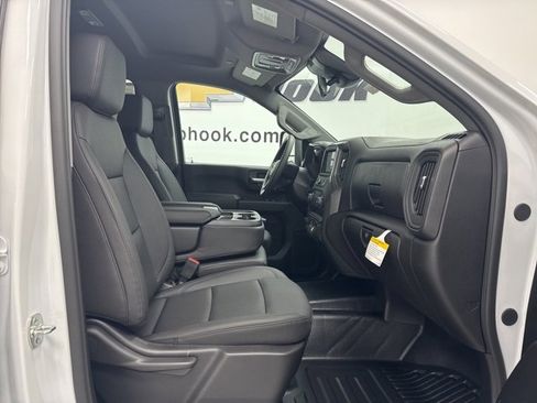 Used 2026 Chevrolet Silverado 2500 W/T w/ WT Convenience Package image 29