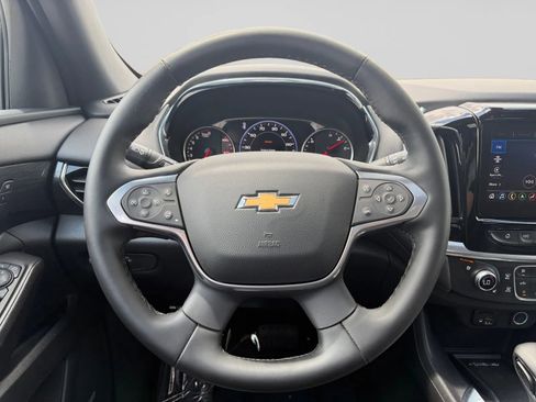 Used 2023 Chevrolet Traverse High Country AWD/4WD image 22