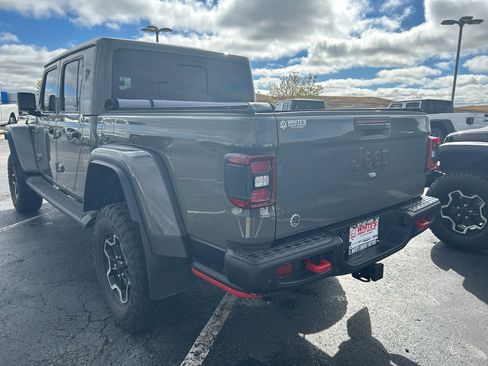 Used 2020 Jeep Gladiator Rubicon image 7