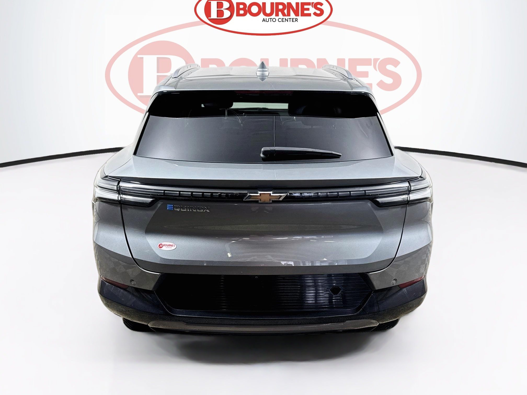 Used 2024 Chevrolet Equinox EV LT FWD image 8
