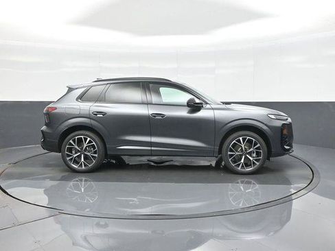 New 2026 Audi Q3 quattro 2.0T AWD/4WD image 8