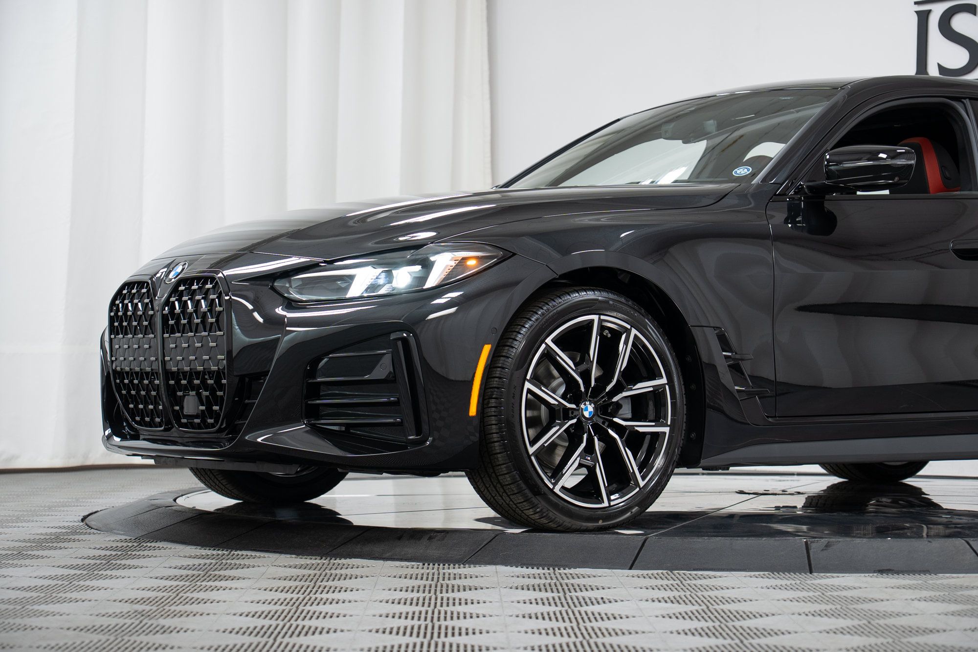 New 2026 BMW 430i xDrive w/ M Sport Package AWD/4WD image 24
