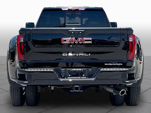 Used 2024 GMC Sierra 3500 Denali w/ Denali Reserve Package AWD/4WD image 5