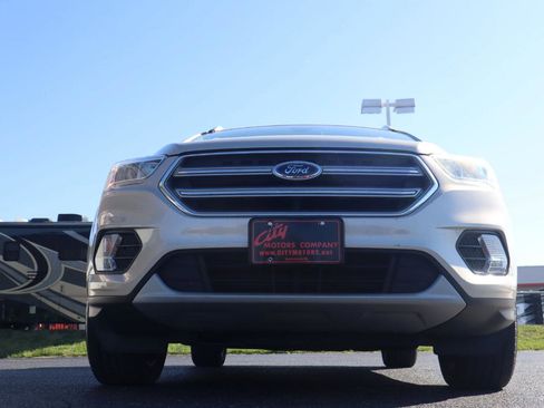 Used 2017 Ford Escape Titanium AWD/4WD image 5
