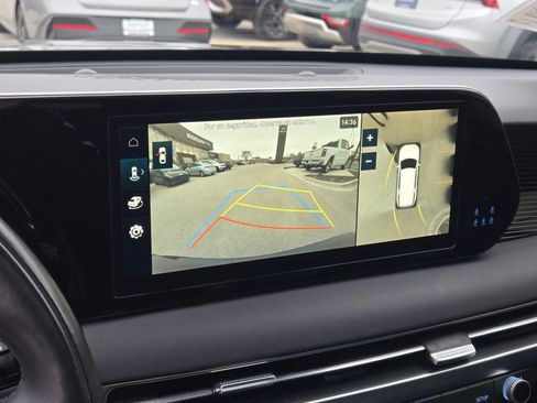 Used 2023 Hyundai Palisade Calligraphy image 38