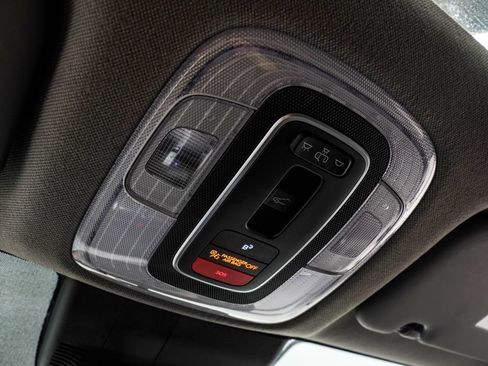 Used 2024 Hyundai Elantra SEL w/ Convenience Package FWD image 39