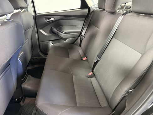 Used 2015 Ford Focus SE w/ SE Ecoboost Package image 14