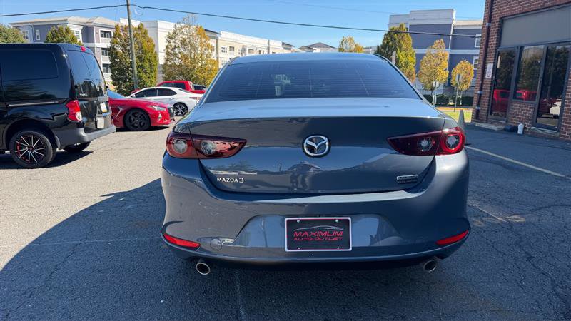 Used 2023 MAZDA MAZDA3 s FWD image 13