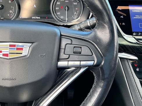 Used 2022 Cadillac XT6 Premium Luxury w/ Technology Package image 21