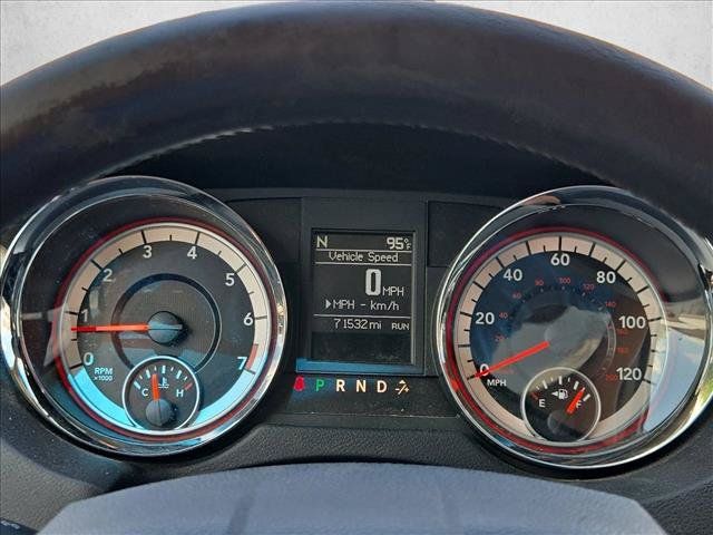 Used 2015 Dodge Grand Caravan SXT w/ Rear Park Assist Package FWD image 9