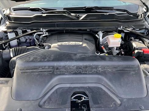 Used 2025 RAM 2500 Tradesman w/ Chrome Appearance Group image 30