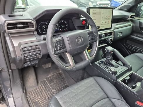 Used 2026 Toyota Tacoma TRD Off-Road w/ TRD Off Road Premium Package AWD/4WD image 13