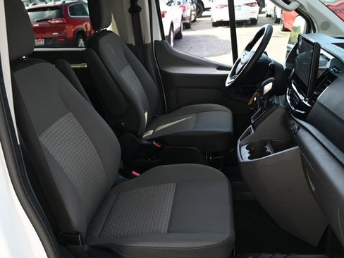 Used 2023 Ford Transit 350 XLT RWD image 15
