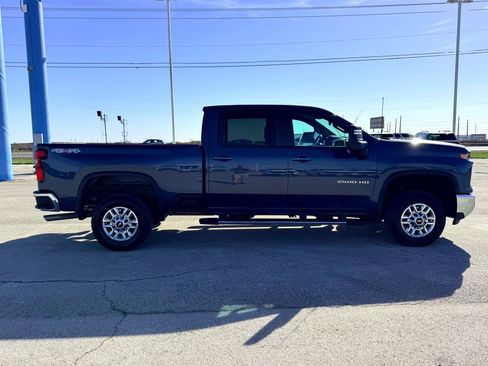 Used 2024 Chevrolet Silverado 2500 LT image 6