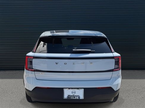 Certified 2025 Volvo EX30 Ultra image 3