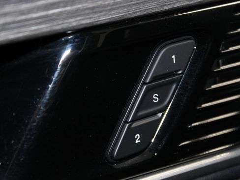 Used 2024 Jeep Wagoneer Series II image 42