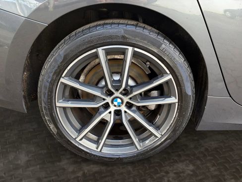 Used 2021 BMW 330i xDrive Sedan w/ Premium Package image 39