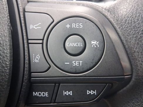 Used 2024 Toyota RAV4 XLE image 21