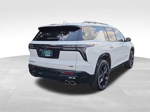Certified 2024 Chevrolet Traverse RS FWD image 5