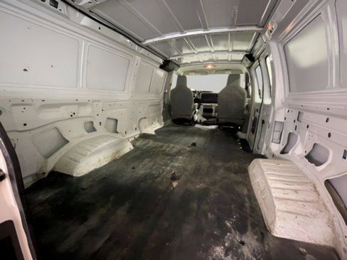 Used 2013 Ford E-250 and Econoline 250 w/ Commercial Cargo Van Pkg image 14