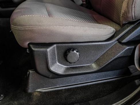 Used 2018 Ford F150 XLT image 29