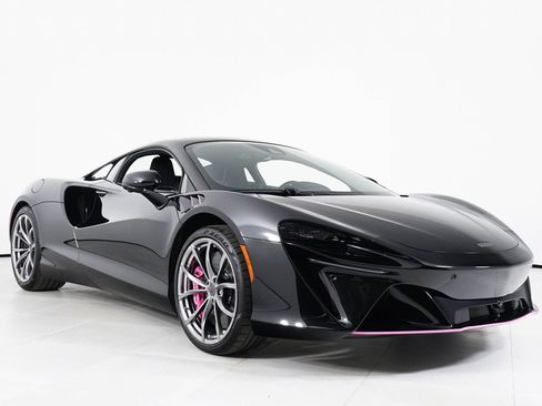 New 2026 McLaren Artura RWD image 17