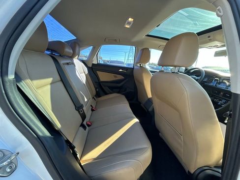 Used 2019 Volkswagen Jetta SE image 38