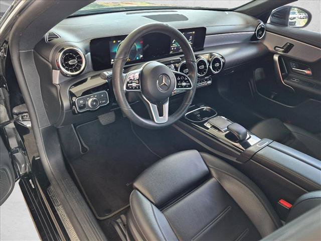 Used 2020 Mercedes-Benz CLA 250 image 10