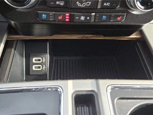 Used 2020 Ford F150 Lariat w/ Equipment Group 502A Luxury image 18