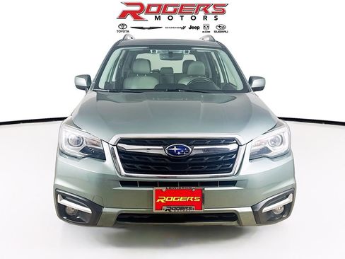 Used 2017 Subaru Forester 2.5i Limited image 2