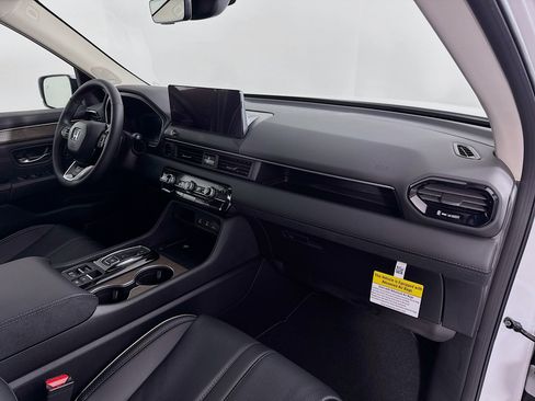 New 2026 Honda Pilot Elite image 32