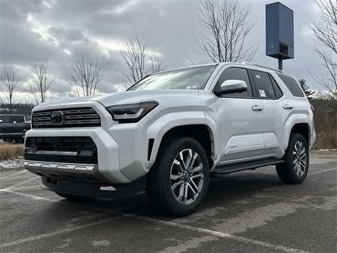 Used 2025 Toyota 4Runner Limited image 27