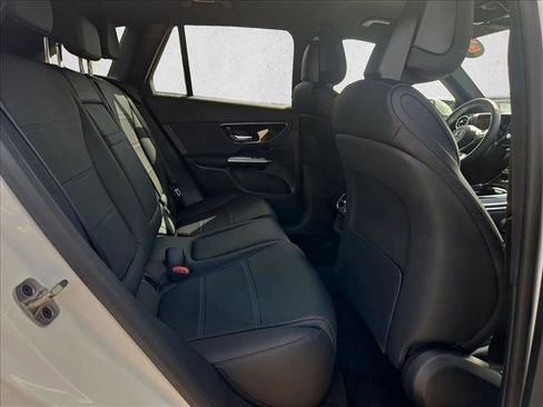 Used 2026 Mercedes-Benz GLC 300 GLC 300 image 18