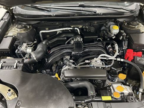 Used 2023 Subaru Outback Premium image 29