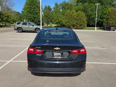 Used 2021 Chevrolet Malibu LS FWD image 15